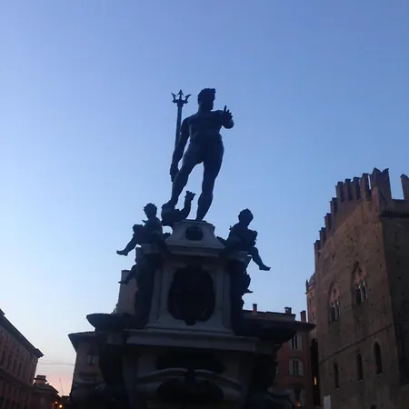 Piccolo Monolocale A Due Passi Da Piazza Maggiore * Bolonia