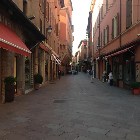 Piccolo Monolocale A Due Passi Da Piazza Maggiore Διαμέρισμα Μπολόνια